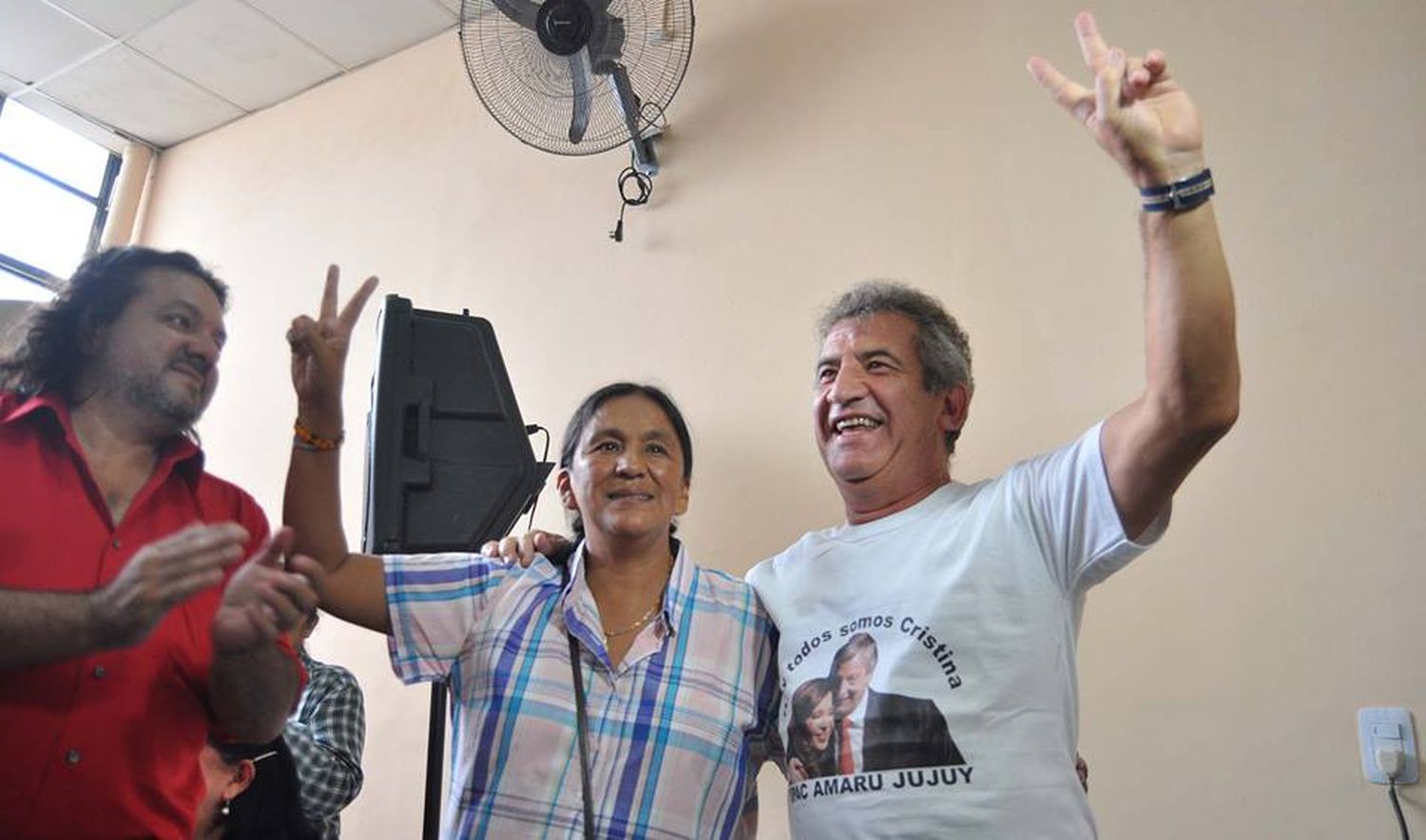 Sergio Urribarri defendió a Milagro Sala por Twitter