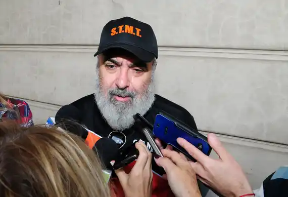 Municipales pidieron un bono extra de 5 mil pesos para hacerle frente a la devaluación 