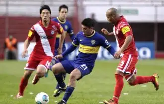 Boca no pudo quebrarle el planteo