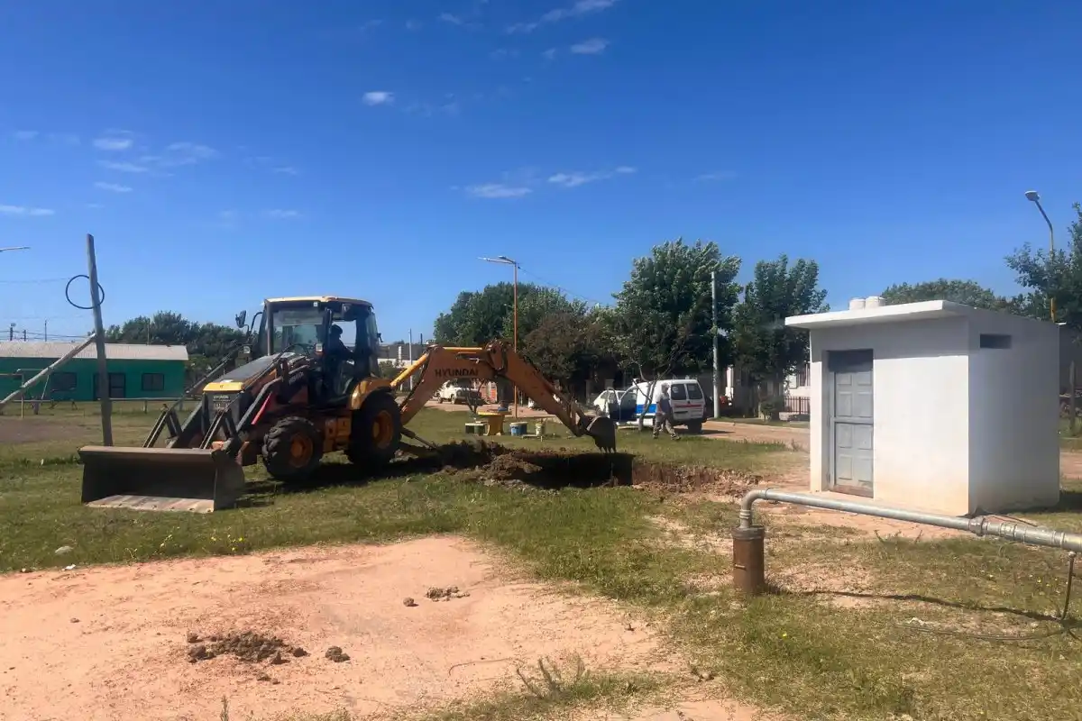 Comenzó la obra para la colocación de un nuevo tanque de agua en el Barrio Molinari