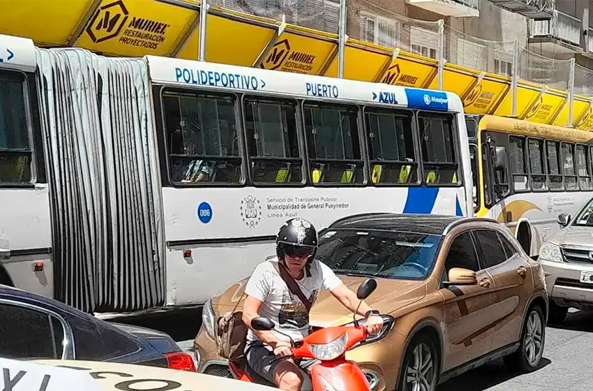 Entre decks y colectivos, la angustia de los vecinos de Lamadrid y Colón