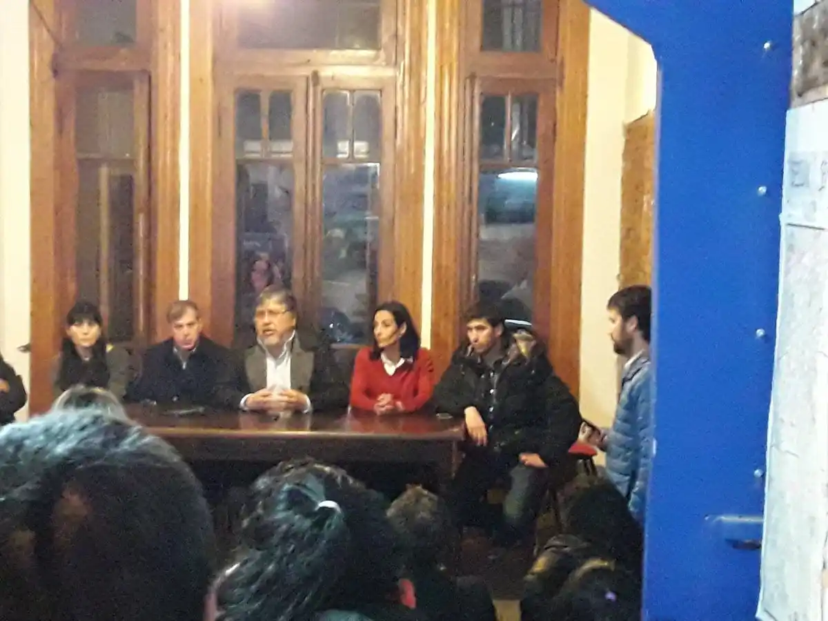 Chino Navarro indicó que se observa un "rechazo a la política económica de Macri"