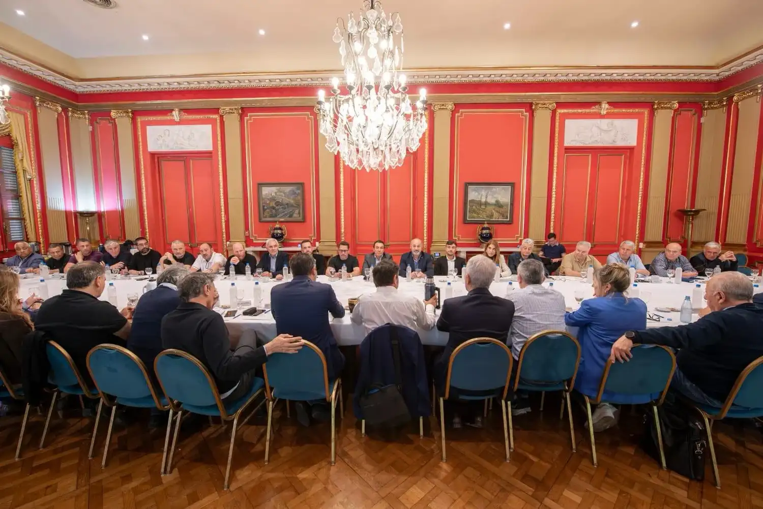 reunión kicillof intendentes la plata