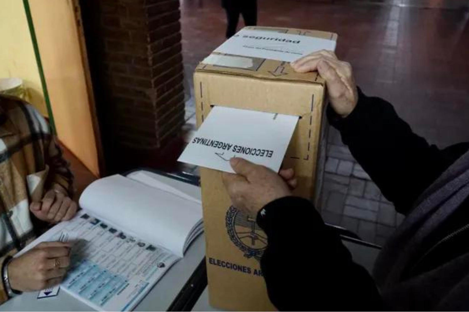 El escrutinio definitivo está a cargo de la justicia nacional electoral.