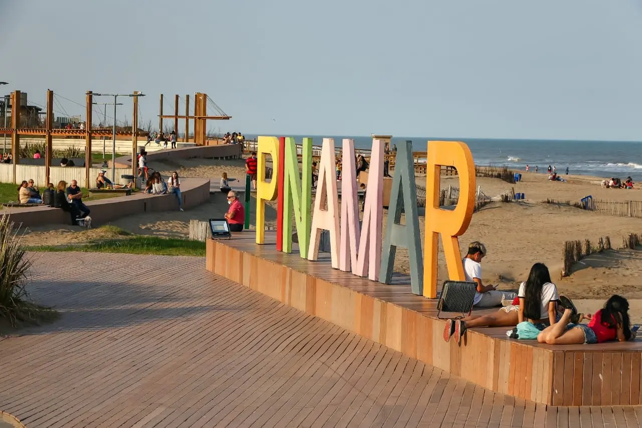 Verano en Pinamar: Los vendedores ambulantes de alimentos deben hacer curso de manipulación de sus productos
