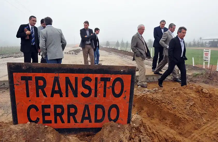 Encuentro de trabajo de Urribarri con intendentes