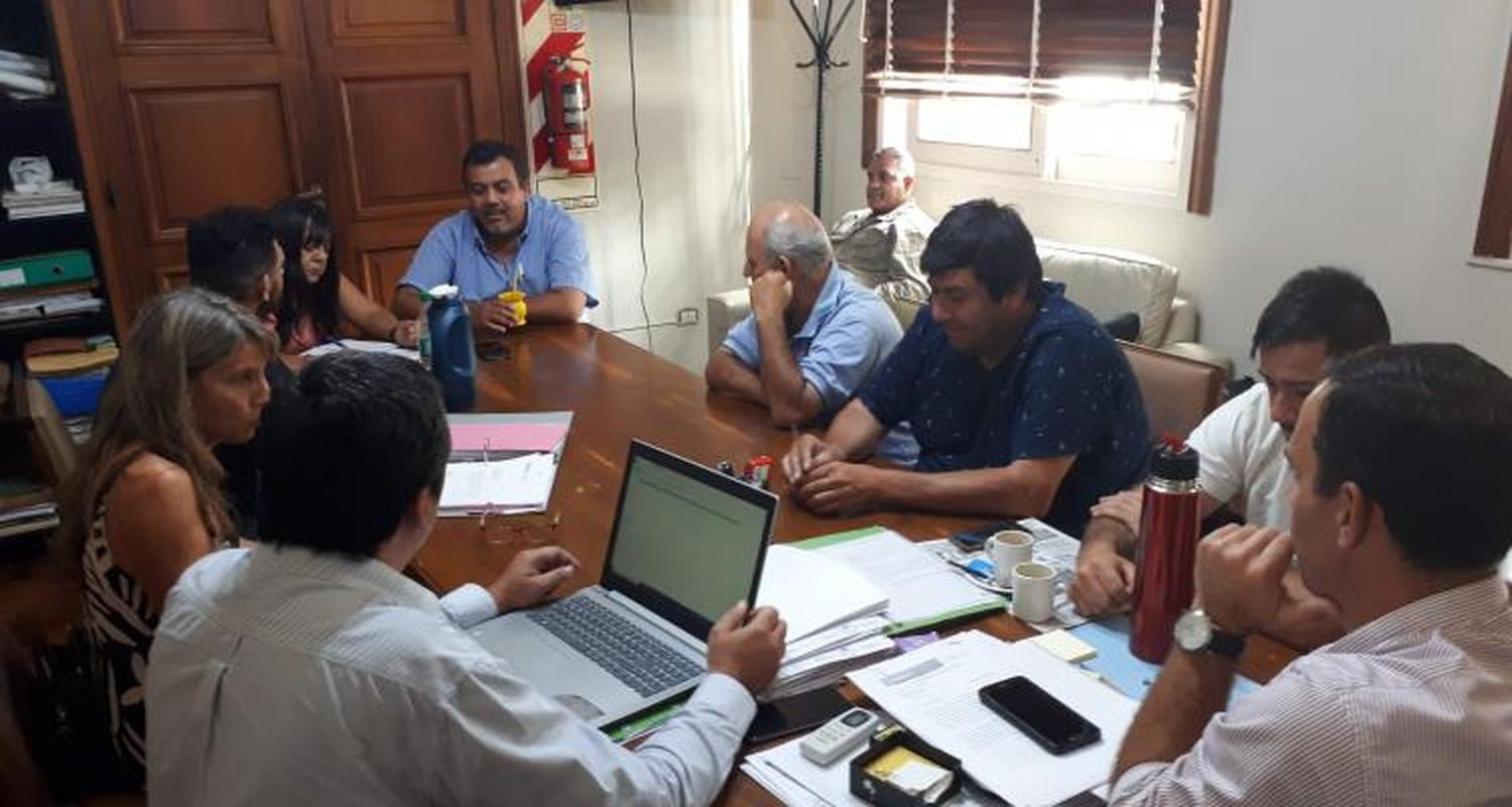 Paritaria municipal: el Gobierno ofreció sumas no remunerativas y la reunión pasó a cuarto intermedio