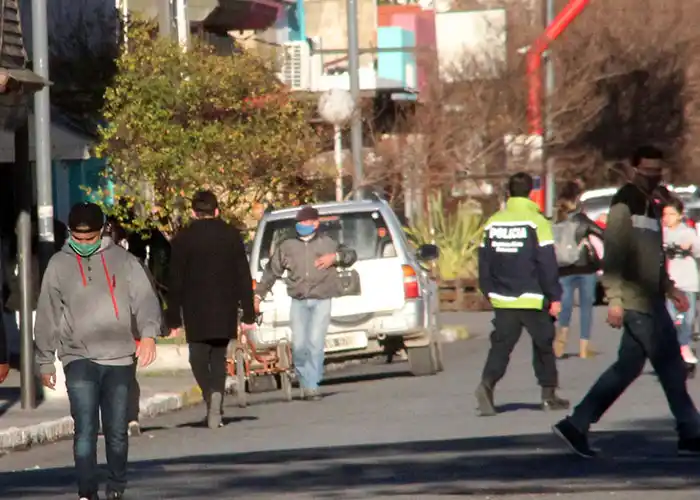 La peatonal es cuestionada por comerciantes