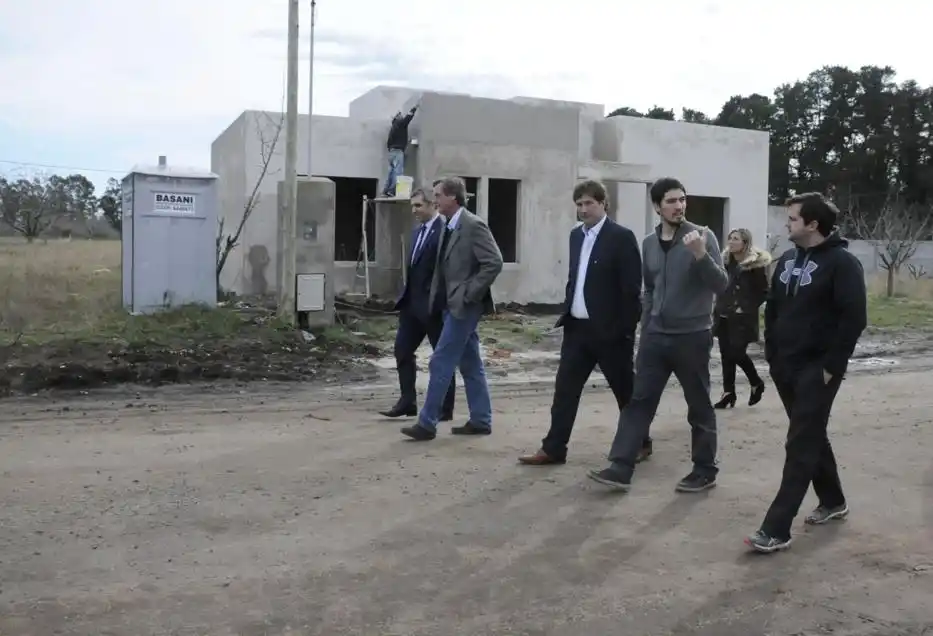 Apoyarán el trabajo de las asociaciones y el Municipio para crear barrios