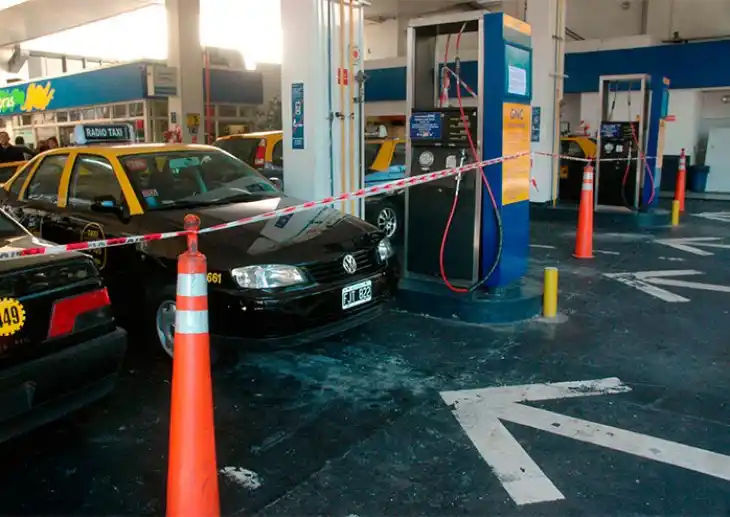 Preocupa a taxistas la suspensión nocturna en la venta de GNC