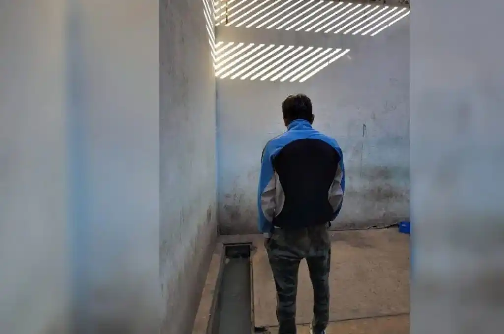 Santa Fe: recapturaron a un preso que escapó esposado de la comisaría de barrio Los Troncos