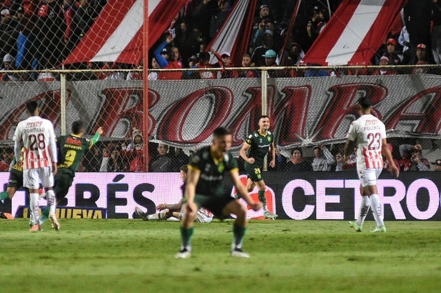 Unión perdió ante Defensa en el 15 de Abril y quedó eliminado de la Copa de la Liga Profesional