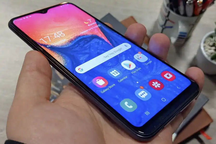 El Gobierno lanza Ahora 10 para celulares, con el objetivo de vender un millón de equipos por mes