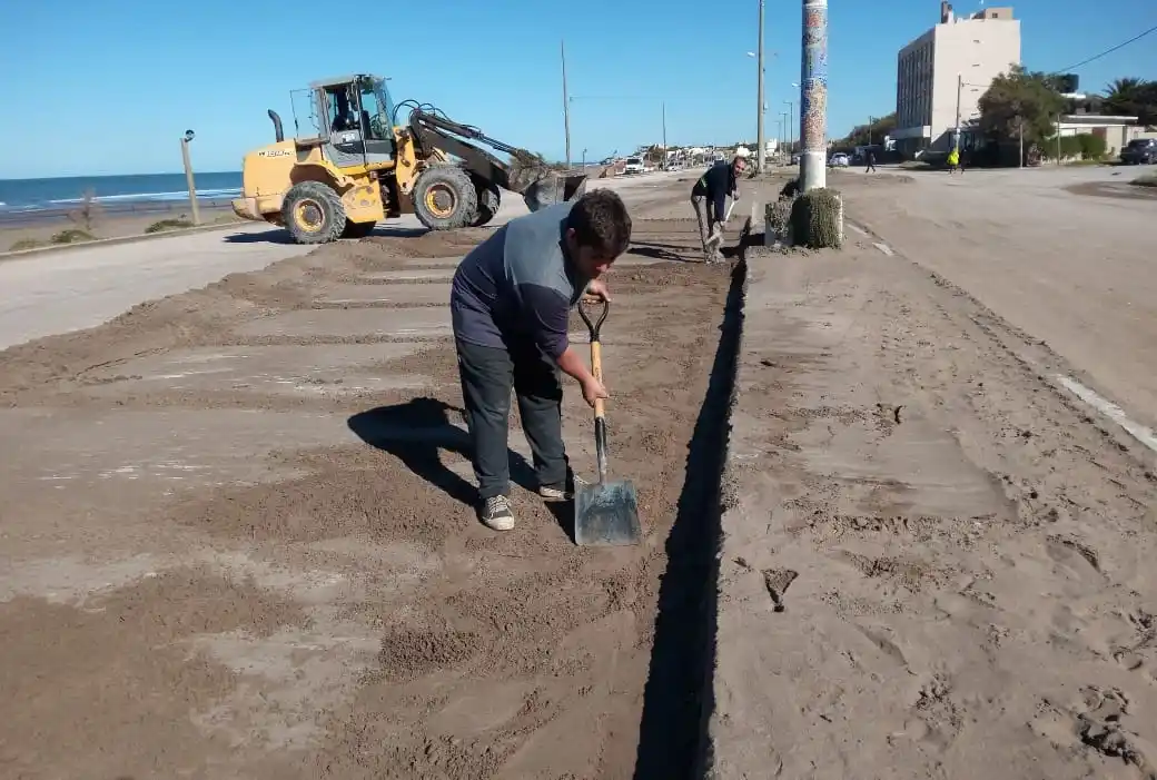 Mantenimiento en la Costanera