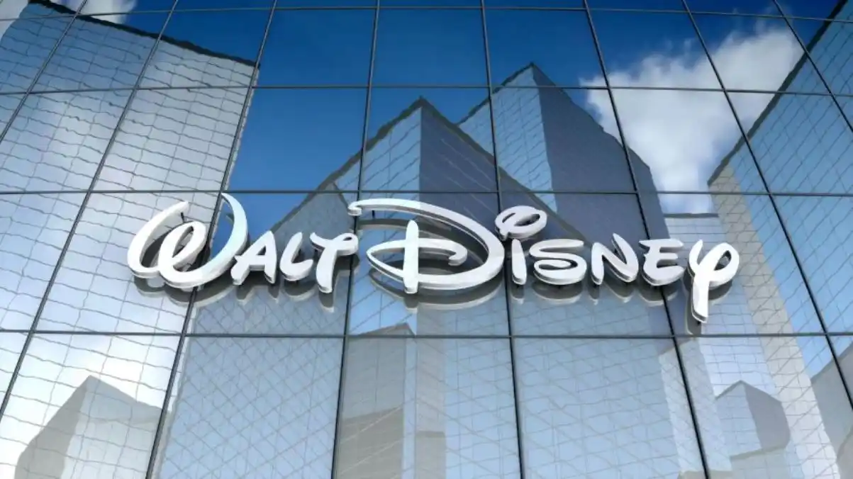 Disney pagará suma millonaria a mujeres que demandaron por discriminación salarial