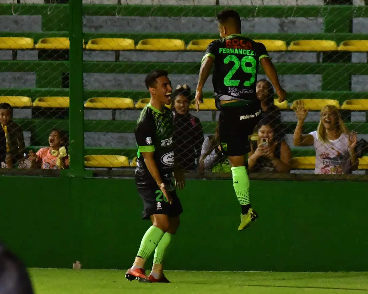Defensa y Justicia a un punto de Racing