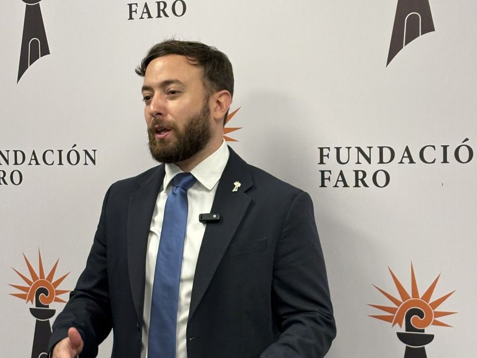 Agustín Laje: reconocido escritor, politólogo y filósofo.