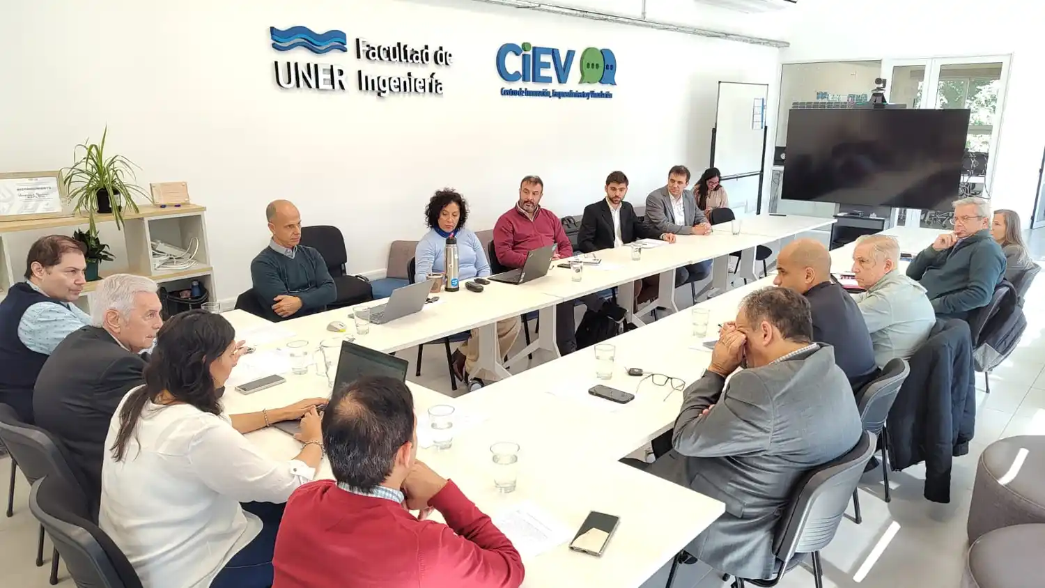 Para seguir impulsando el emprendedorismo crean un consorcio público privado