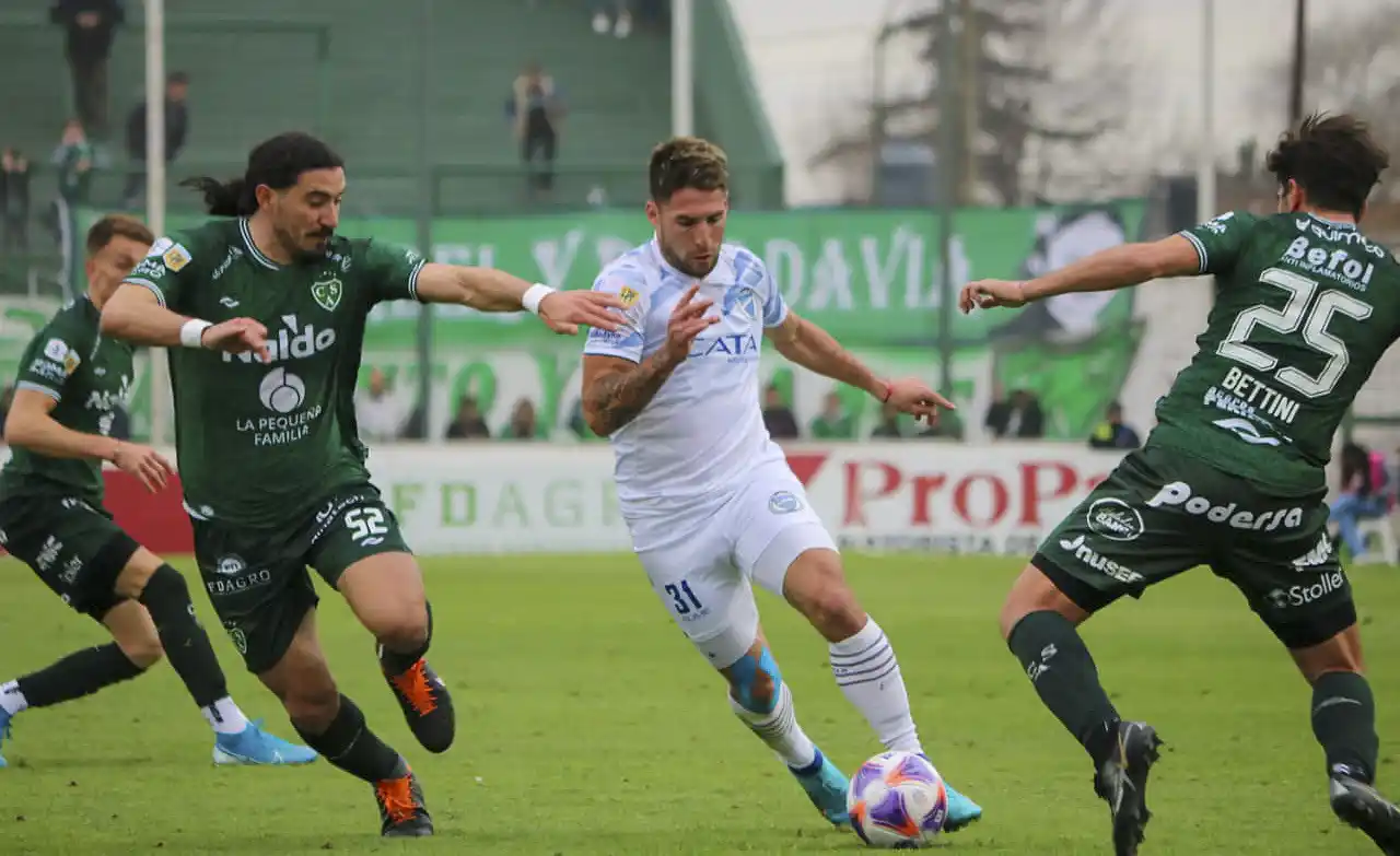 Godoy Cruz festejó en Junín