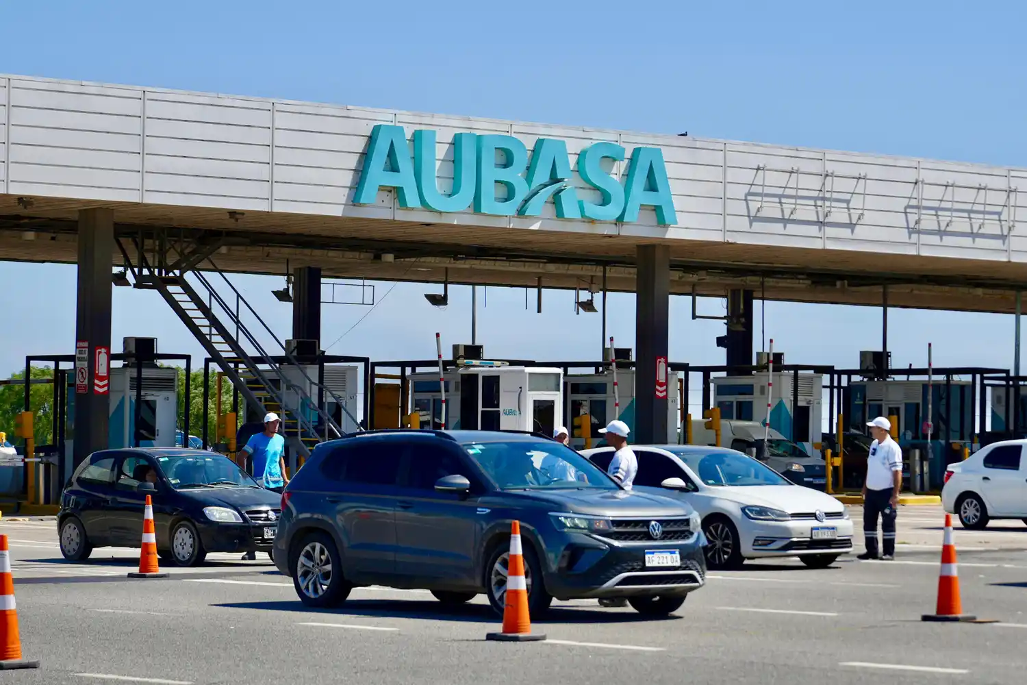 Fin de semana largo: fuerte movimiento hacia la Costa y refuerzan controles de alcoholemia en rutas bonaerenses