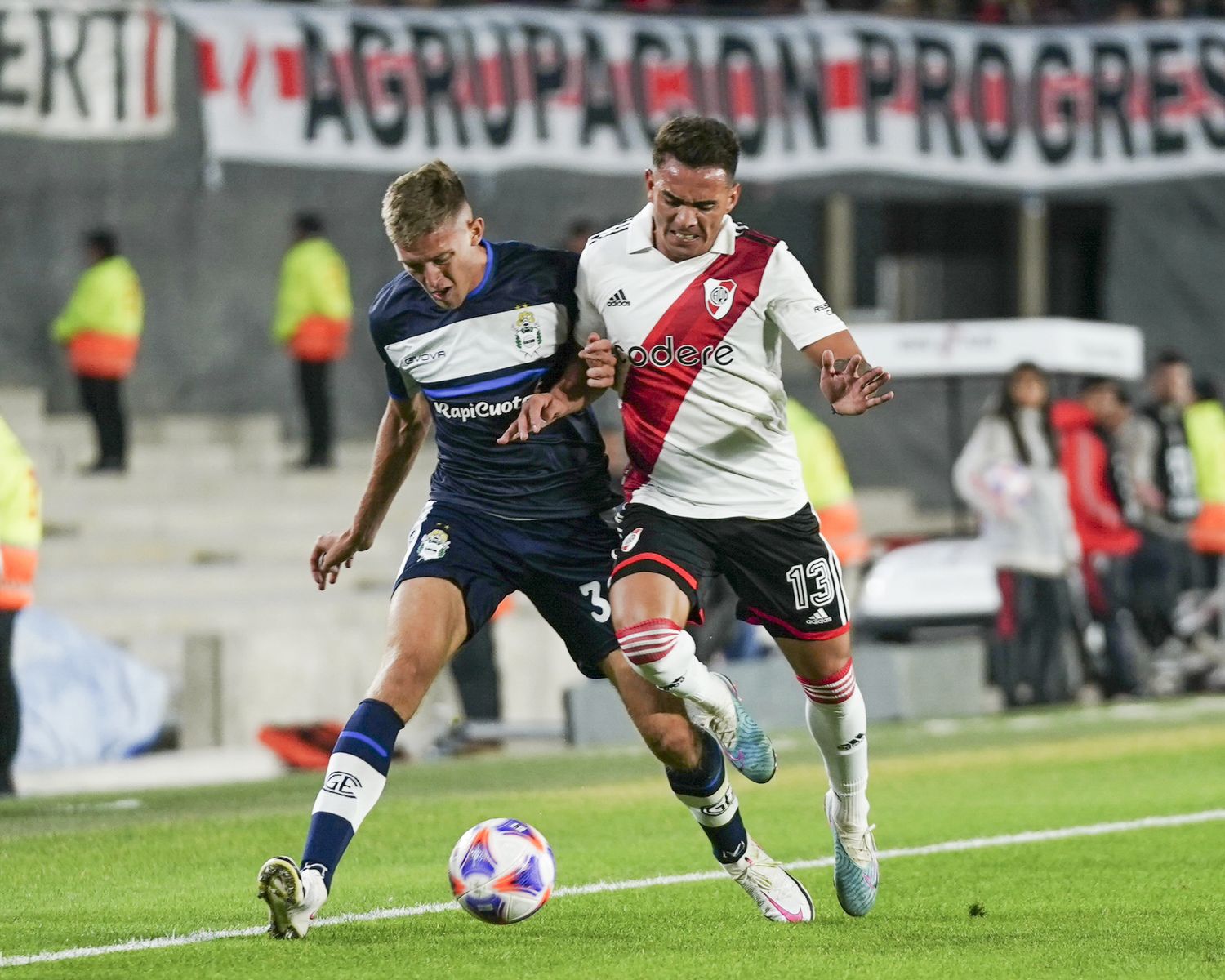 River no dejó dudas ante un Gimnasia alternativo
