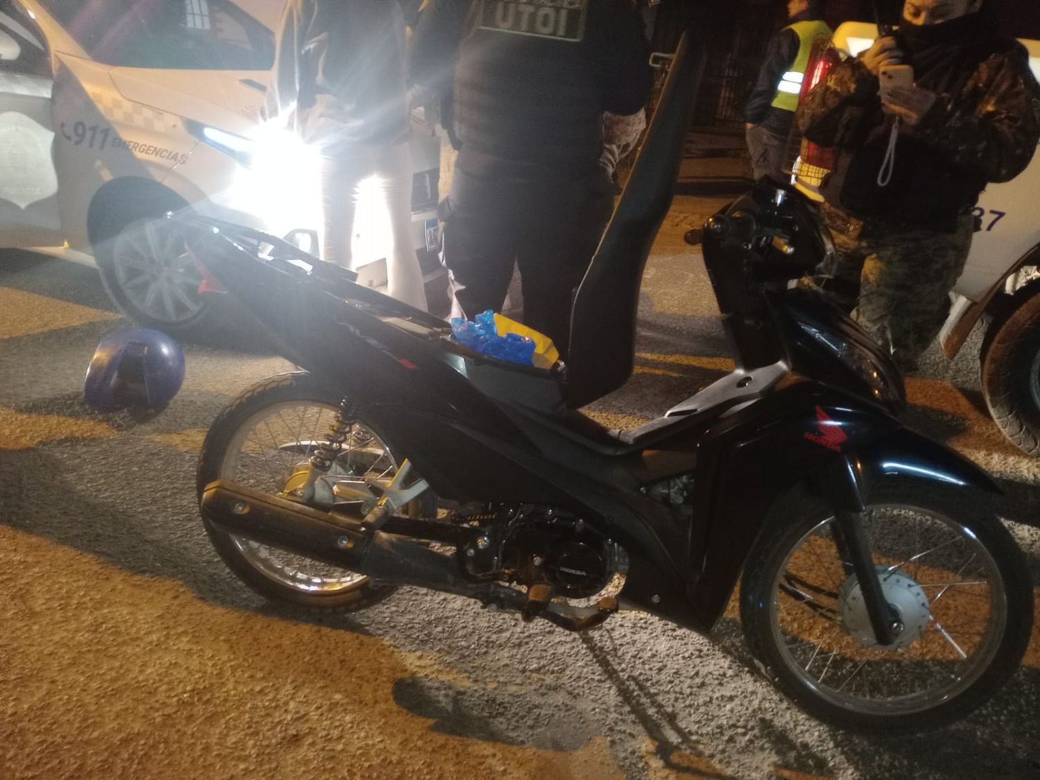 Una de las motos secuestradas durante el operativo.