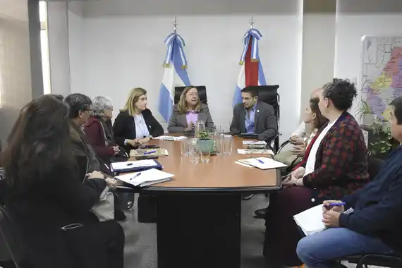 La provincia y el municipio de Paraná coordinan acciones para asistir a personas en situación de calle
