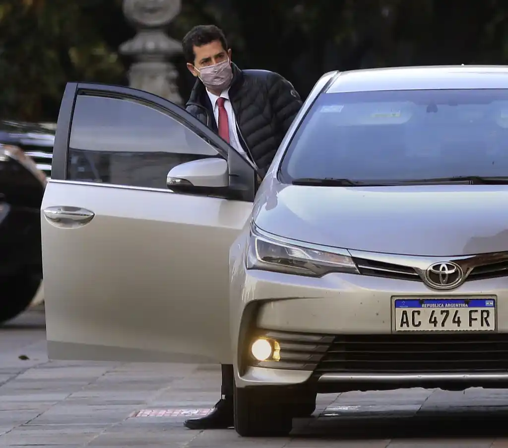 Epidemiólogos aconsejaron al Presidente controles y adoptar nuevas restricciones