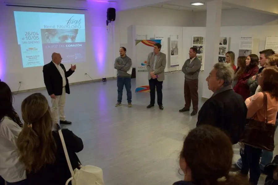Muestra en homenaje a Favaloro en el Espacio Cultural de San Cayetano