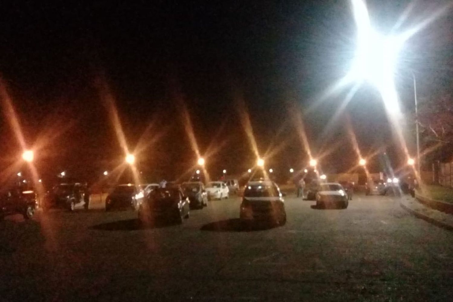 Balance positivo del primer fin de semana del autocine en el Paseo del Puerto
