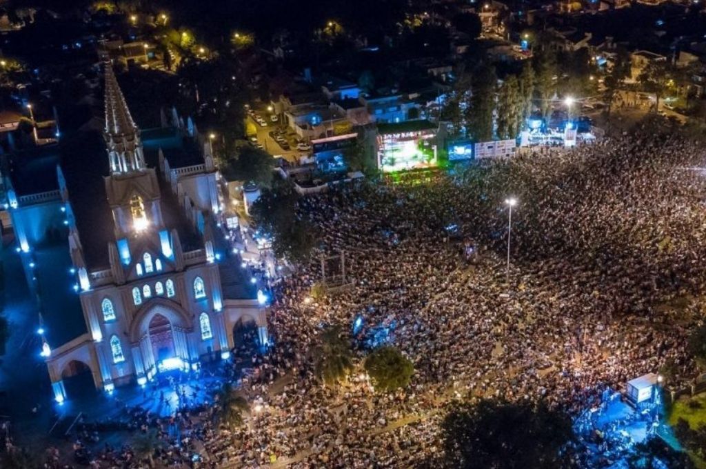 El Festival Folklórico de Guadalupe se traslada al anfiteatro Juan de Garay