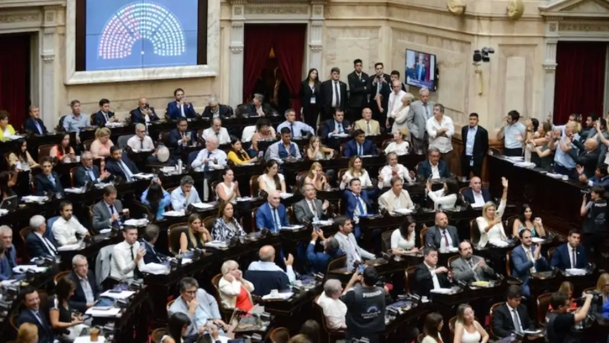 Congreso argentino dio luz verde a Javier Milei para negociar un nuevo préstamo del FMI