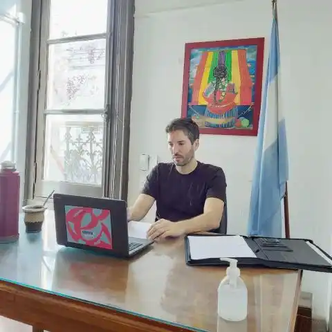 M. Müller: “Seguimos trabajando para garantizar la educación”
