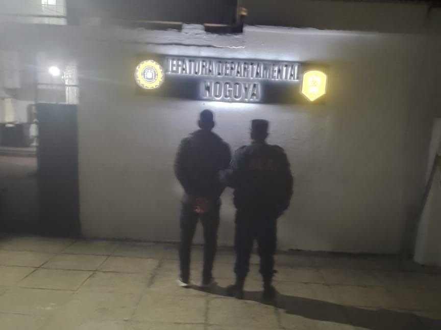 Detienen a un hombre por violación de domicilio, robo y desobediencia judicial