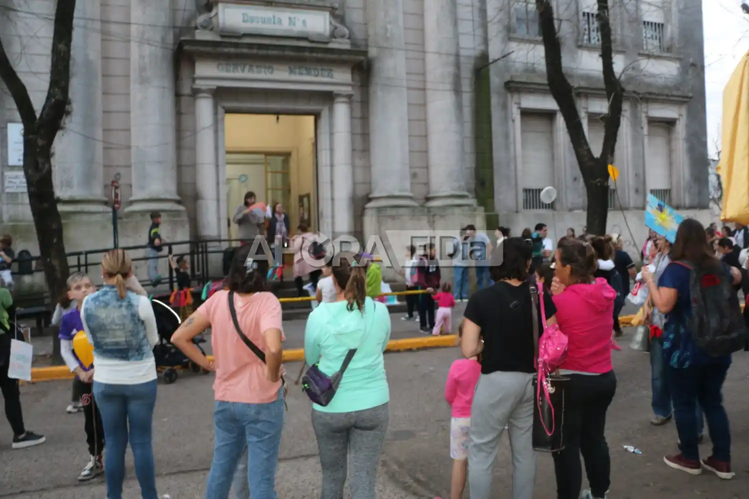 escuela gervasio mendez abrazo - 3