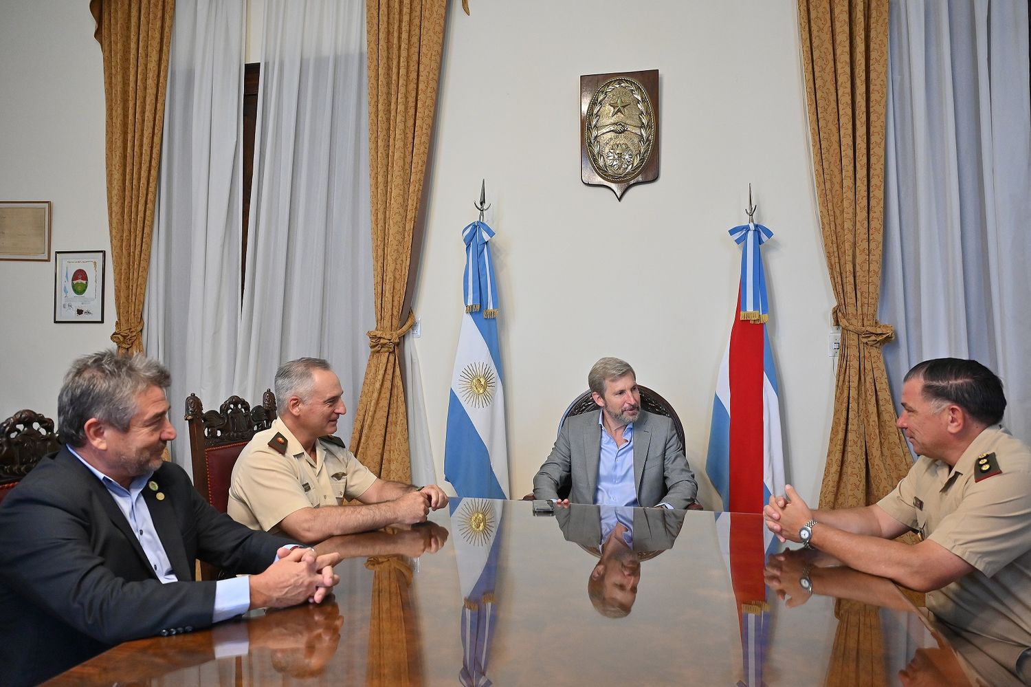 Frigerio recibió al nuevo comandante de la Segunda Brigada Blindada