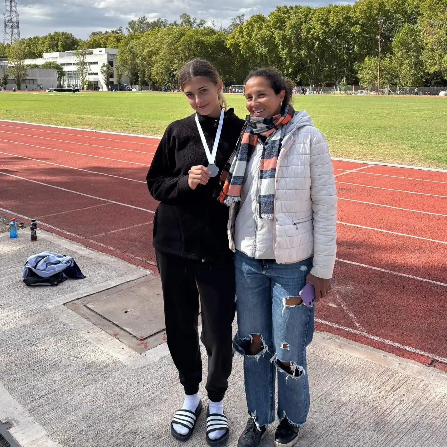 Alumnos de la Escuela Municipal de Atletismo se coronaron campeones provinciales