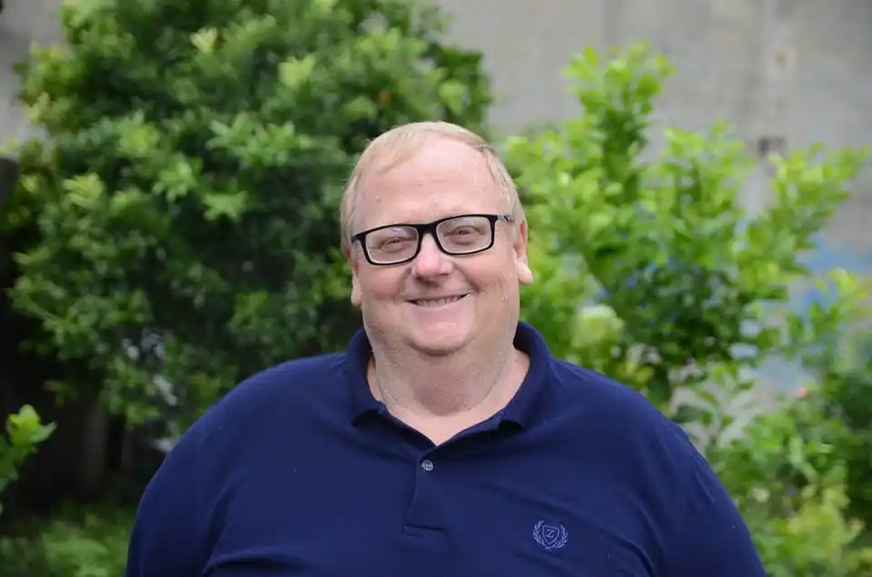 Schonfeld obtiene apoyo de concejal justicialista para su reelección