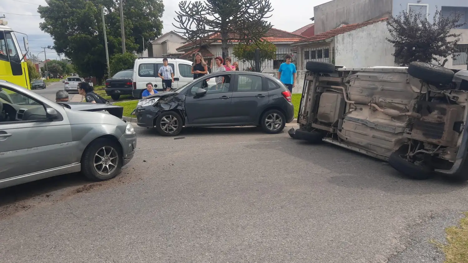 Caos vehicular en Posadas y Rosales