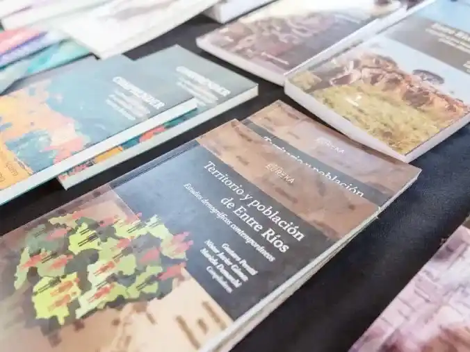 Continúa el Congreso de Literatura Entrerriana en Paraná