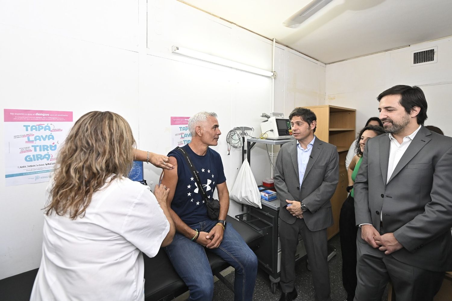 Kicillof encabezó el inicio de la campaña de vacunación contra el dengue en la Provincia