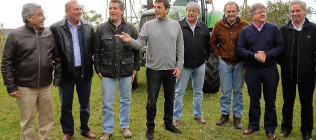 Massa encabeza cumbre con Reutemann y la Mesa de Enlace