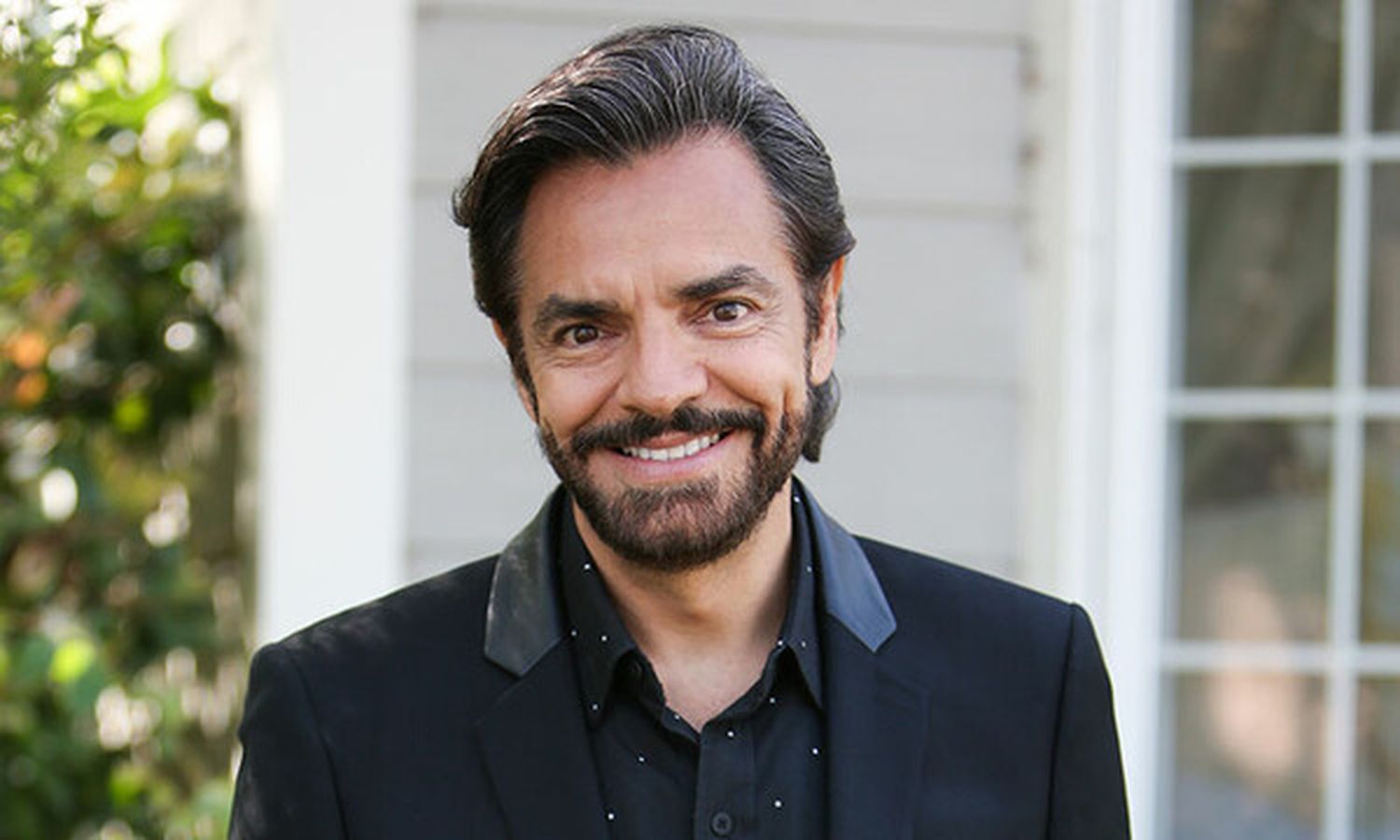 Operaron con éxito al actor mexicano Eugenio Derbez tras el terrible accidente