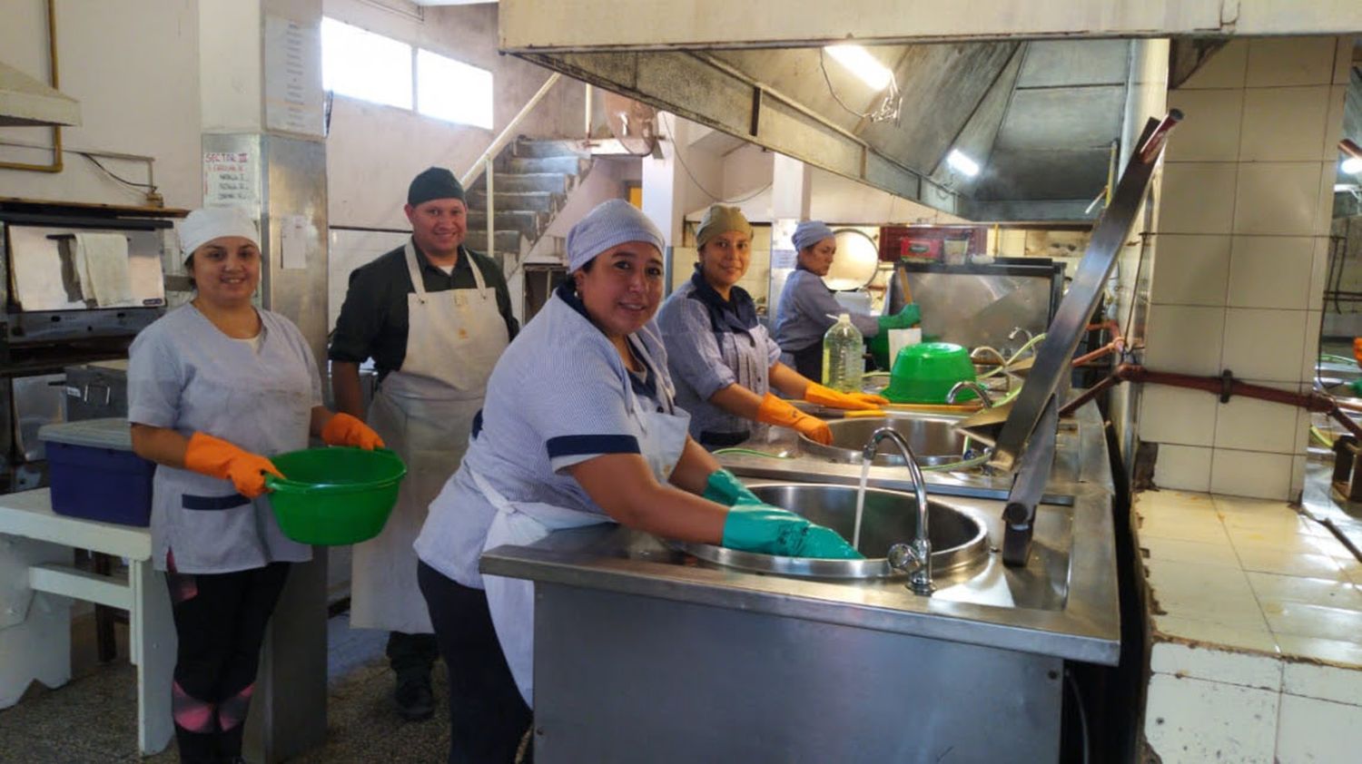 La provincia está garantizando la alimentación de niñas y niños en los comedores escolares