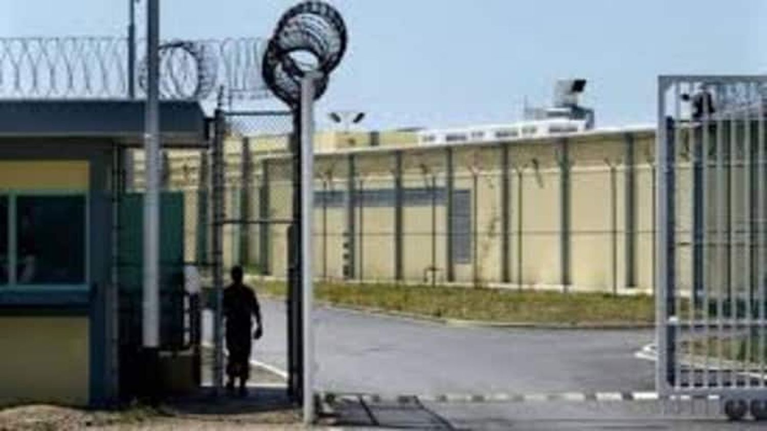 Los encierran con delincuentes: denuncian vejaciones contra migrantes venezolanos detenidos en Curazao