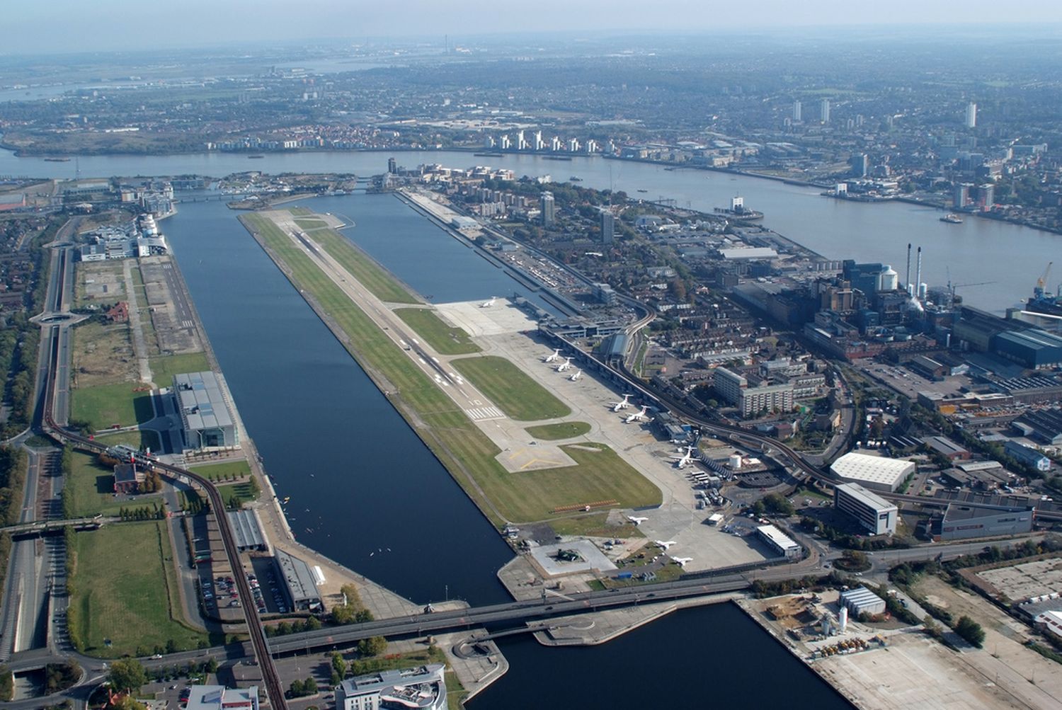 London City Airport requests CAA approval for A320neo flights