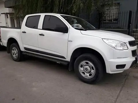 Sin rastros de dos camionetas robadas a un comerciante de la Villa y a grupo de turistas
