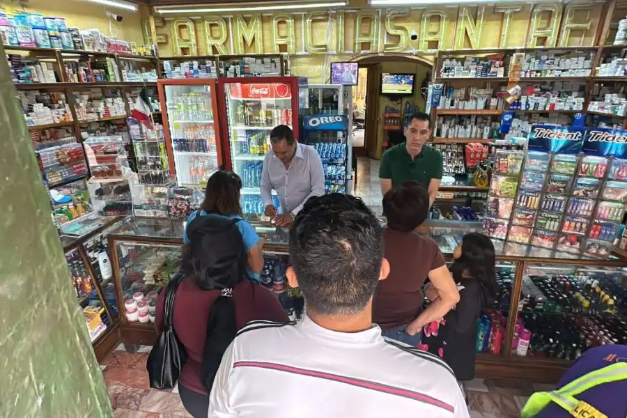 El DNU de Milei, las farmacias santafesinas y la ley propia: ¿no se va a poder aplicar el decreto?