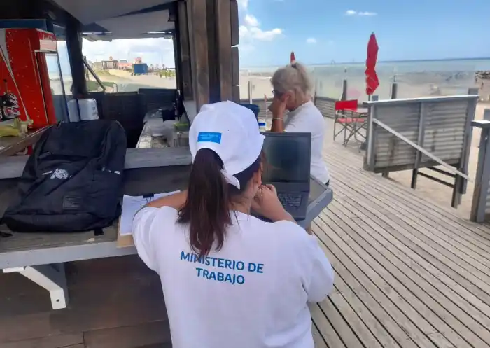 Verano irregular: multaron a comercios por infracciones laborales en Necochea