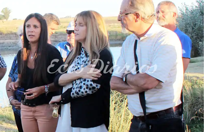Reclamos por desechos en el río